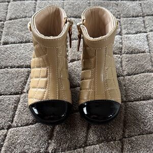 Luxelim Stylish Tan and Black Quilted Ankle Boots